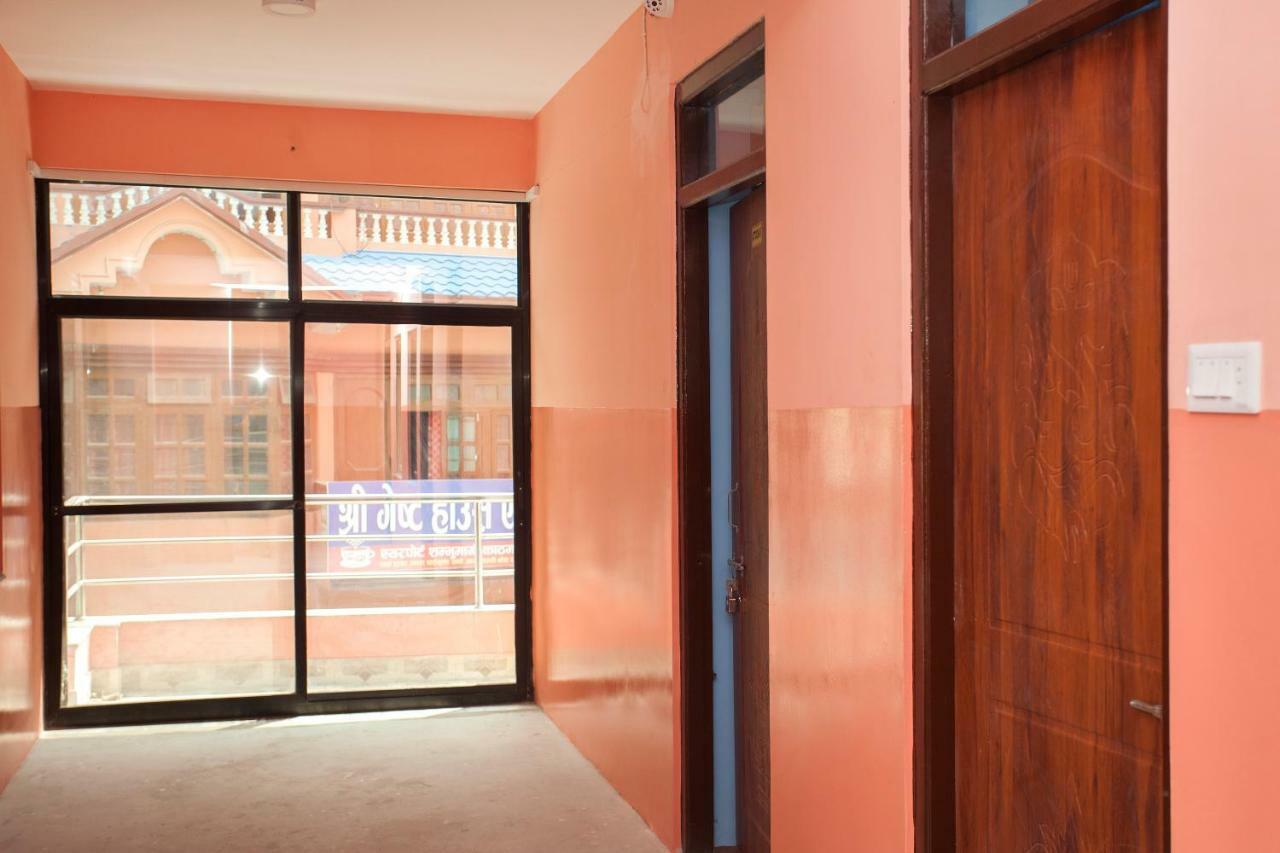 Hotel Crossroads Kathmandu Esterno foto