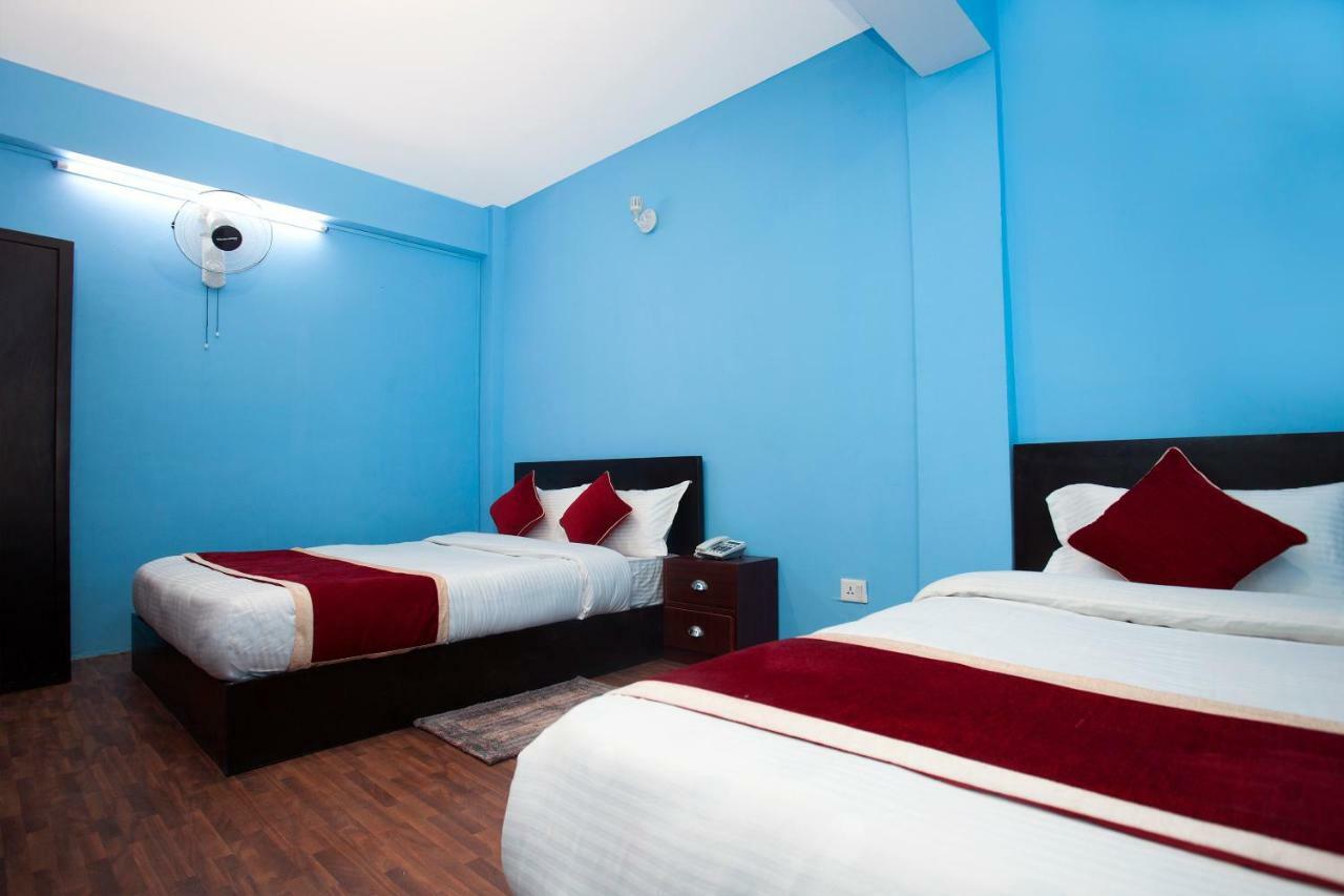 Hotel Crossroads Kathmandu Esterno foto
