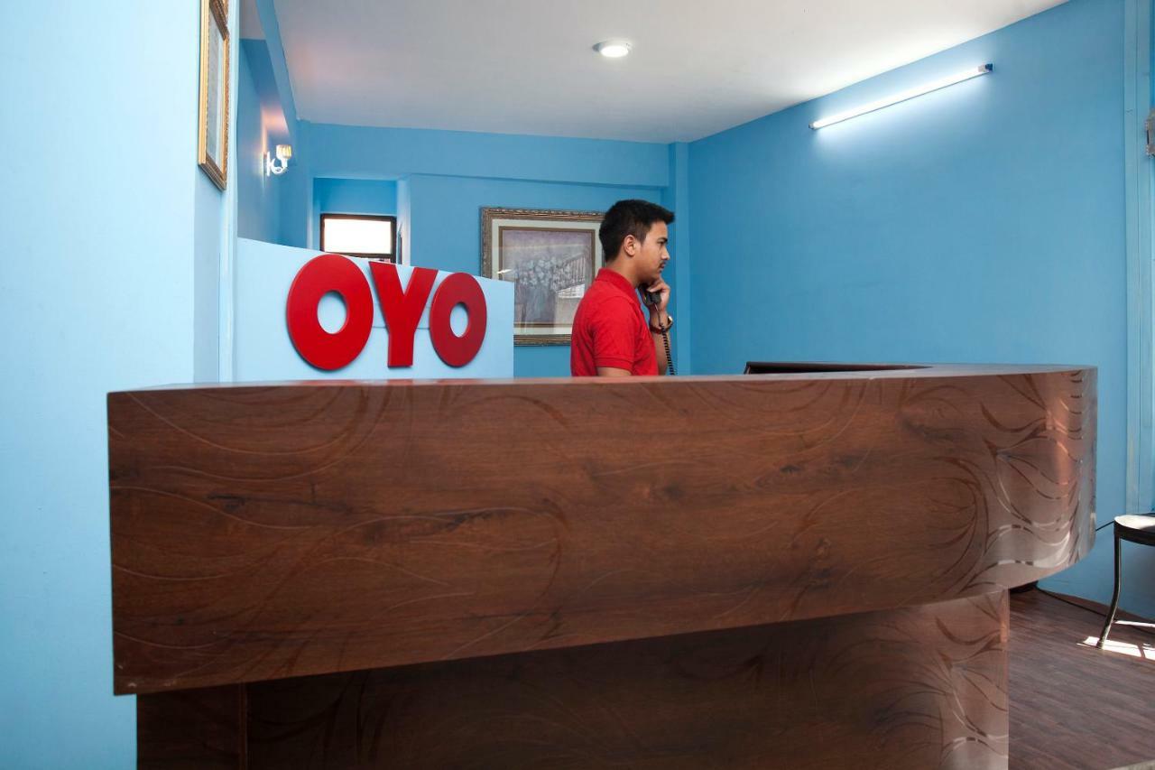 Hotel Crossroads Kathmandu Esterno foto