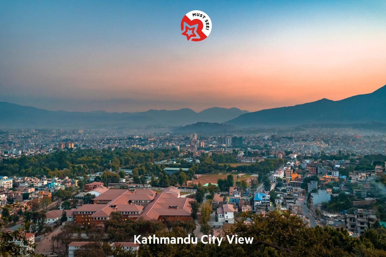 Hotel Crossroads Kathmandu Esterno foto